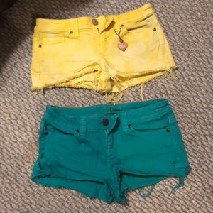 Colored jean shorts